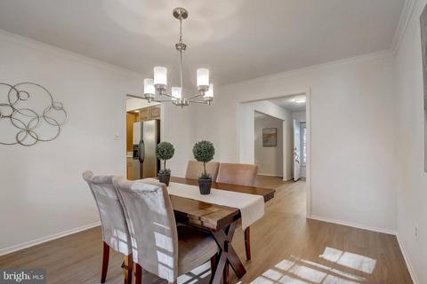 12413 Radnor Ln, Laurel, MD 20708 photo 12
