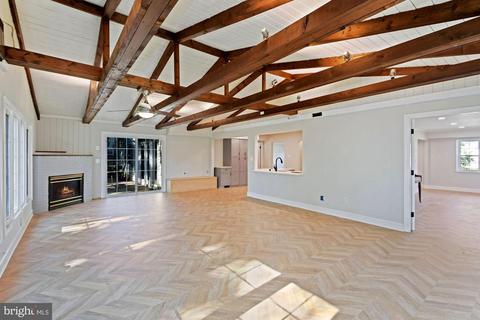 12203 Cedarbrook Ln, Laurel, MD 20708 photo 9