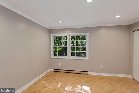 12203 Cedarbrook Ln, Laurel, MD 20708 photo 16