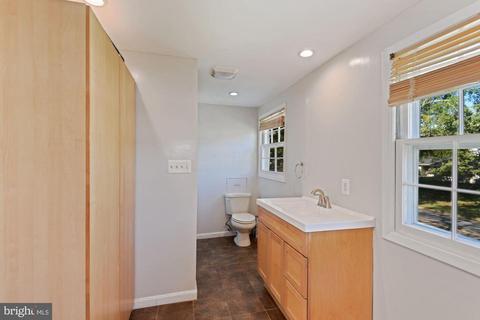 12203 Cedarbrook Ln, Laurel, MD 20708 photo 20