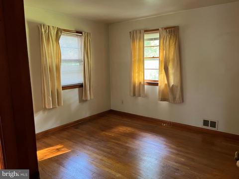 21 Fahms Ave, Laurel, MD 20707 photo 14