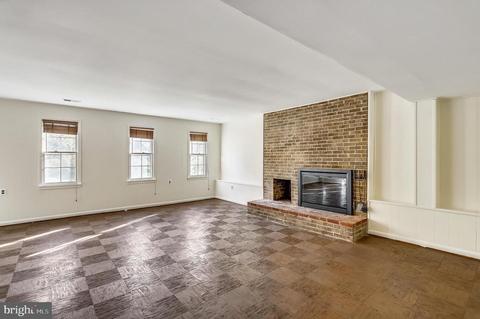 7004 Kingfisher Ln, Lanham, MD 20706 photo 27