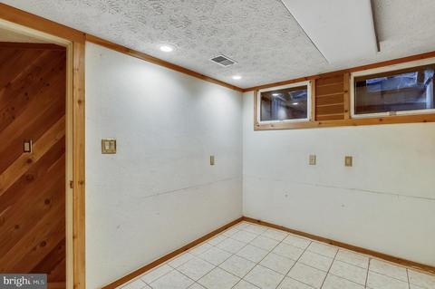7004 Kingfisher Ln, Lanham, MD 20706 photo 33