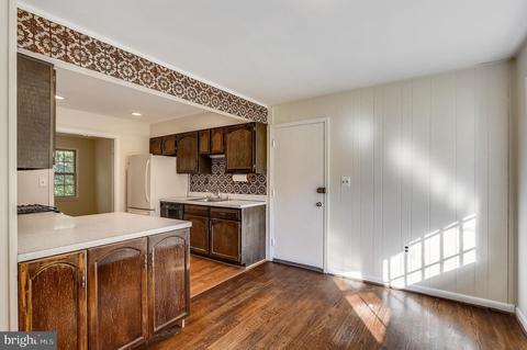 7004 Kingfisher Ln, Lanham, MD 20706 photo 7