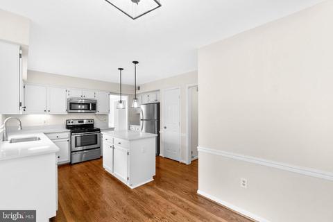 11611 Clocktower Ln, Laurel, MD 20708 photo 10