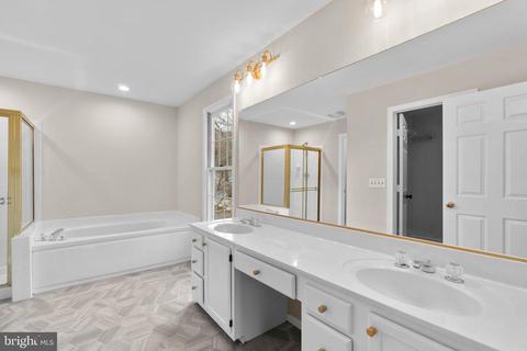 11611 Clocktower Ln, Laurel, MD 20708 photo 14