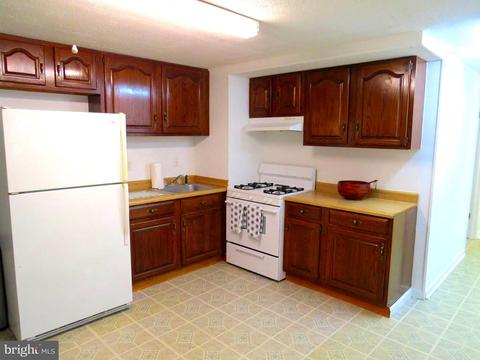 8409 Margo Rd, Lanham, MD 20706 photo 22