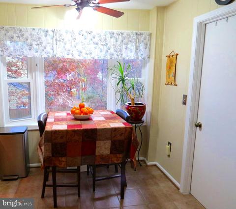 8409 Margo Rd, Lanham, MD 20706 photo 5