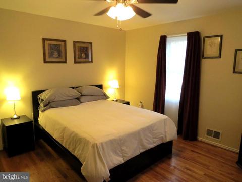 8409 Margo Rd, Lanham, MD 20706 photo 13