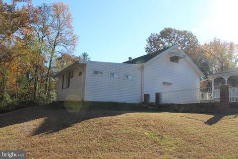 8916 Spring Ave, Lanham, MD 20706 photo 7
