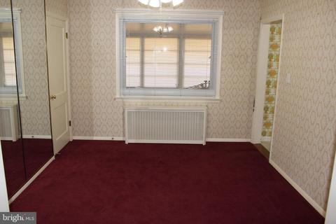 8916 Spring Ave, Lanham, MD 20706 photo 16