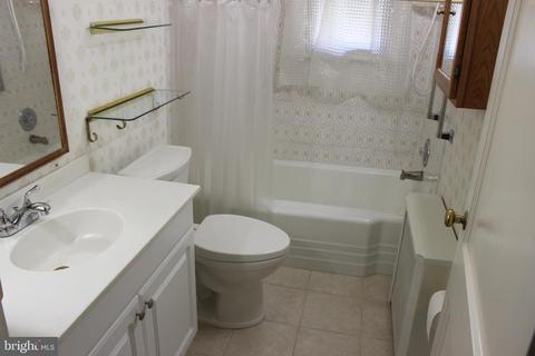8916 Spring Ave, Lanham, MD 20706 photo 25