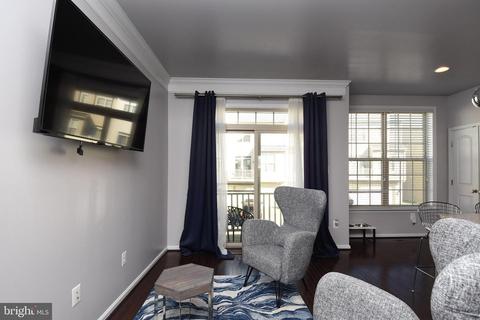 9018 Ruby Lockhart Blvd, Lanham, MD 20706 photo 11