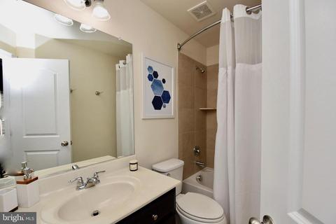 9018 Ruby Lockhart Blvd, Lanham, MD 20706 photo 15