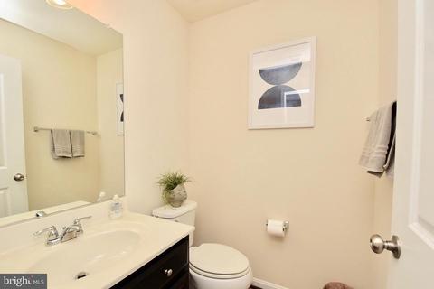 9018 Ruby Lockhart Blvd, Lanham, MD 20706 photo 26