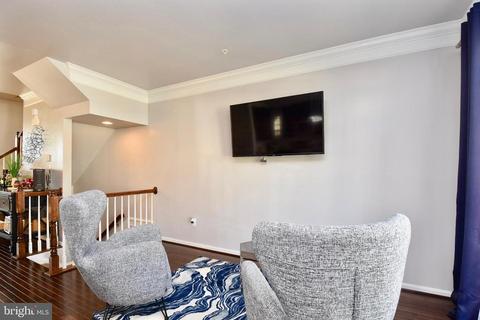 9018 Ruby Lockhart Blvd, Lanham, MD 20706 photo 12