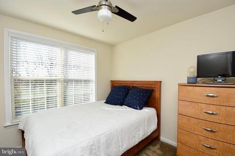 9018 Ruby Lockhart Blvd, Lanham, MD 20706 photo 6