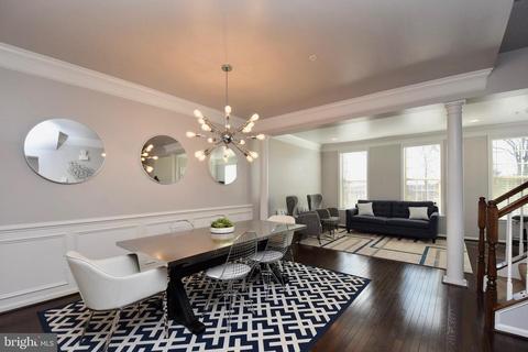 9018 Ruby Lockhart Blvd, Lanham, MD 20706 photo 8