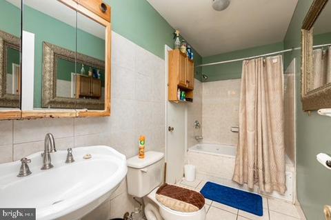 5613 Gregory Dr, Lanham, MD 20706 photo 3