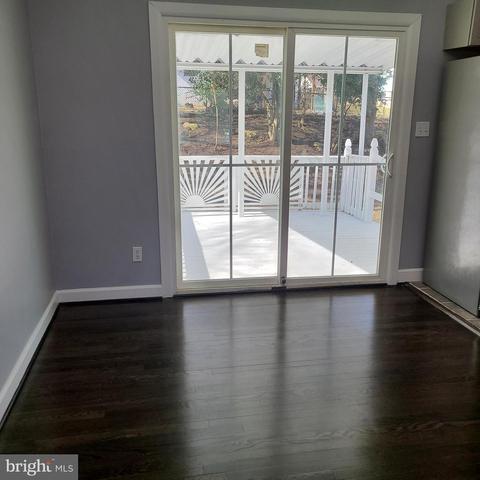 6722 Lamont Dr, Lanham, MD 20706 photo 10