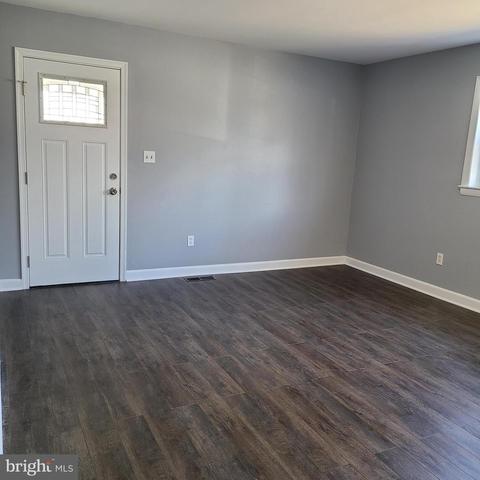 6722 Lamont Dr, Lanham, MD 20706 photo 29