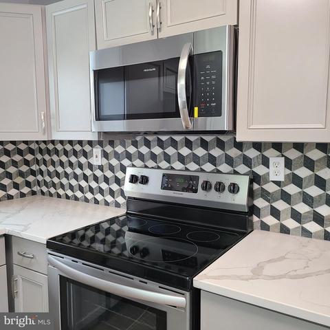 6722 Lamont Dr, Lanham, MD 20706 photo 14