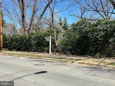 3725 37th St, Mount Rainier, MD 20712 photo 1