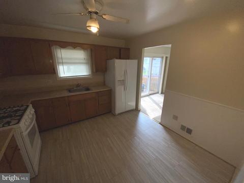 5403 Marlene Dr, Lanham, MD 20706 photo 6