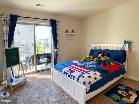 9401 Geaton Park Pl, Lanham, MD 20706 photo 18