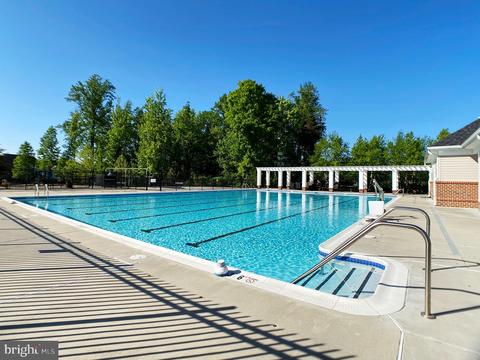 9401 Geaton Park Pl, Lanham, MD 20706 photo 23