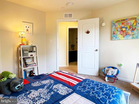 9401 Geaton Park Pl, Lanham, MD 20706 photo 20