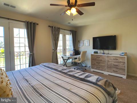 9401 Geaton Park Pl, Lanham, MD 20706 photo 8