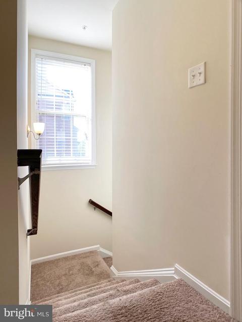9401 Geaton Park Pl, Lanham, MD 20706 photo 21