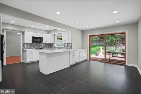 8710 Oxwell Ln, Laurel, MD 20708 photo 8