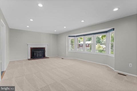 8710 Oxwell Ln, Laurel, MD 20708 photo 11