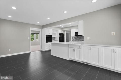 8710 Oxwell Ln, Laurel, MD 20708 photo 9
