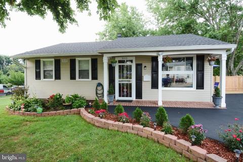 9413 Wyatt Dr, Lanham, MD 20706 photo 1