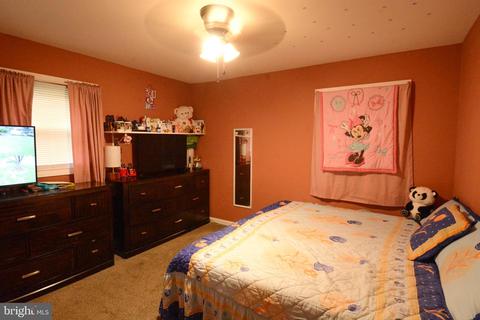 9413 Wyatt Dr, Lanham, MD 20706 photo 12