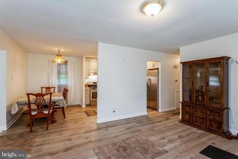 10413 Thrift Rd, Clinton, MD 20735 photo 4