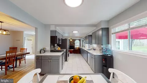 15602 Darwin Ct, Laurel, MD 20707 photo 12