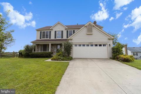 11603 Admiral Ct, Laurel, MD 20708 photo 1