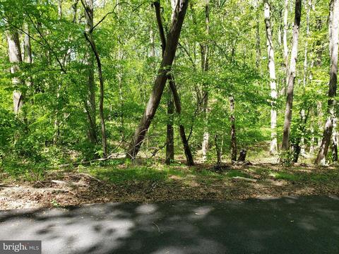 9807 Franklin Ave, Lanham, MD 20706 photo 1