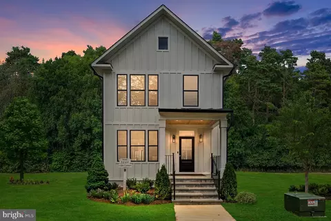 4023 Hamilton St, Hyattsville, MD 20781