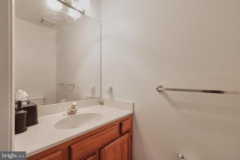 8807 Bovelder Dr, Laurel, MD 20708 photo 14