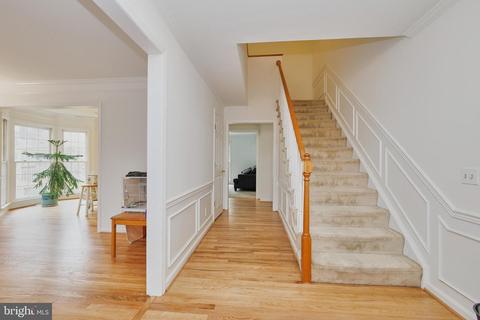 8807 Bovelder Dr, Laurel, MD 20708 photo 7
