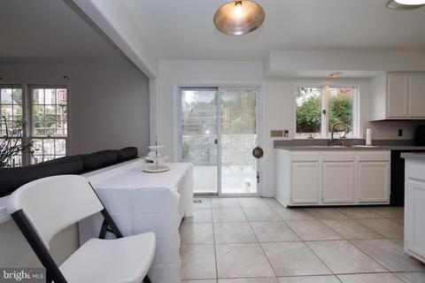 8807 Bovelder Dr, Laurel, MD 20708 photo 23