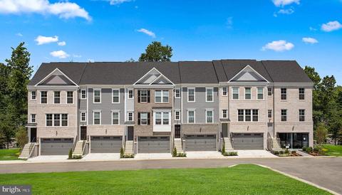 8903 Beckett St, Marlboro, MD 20774