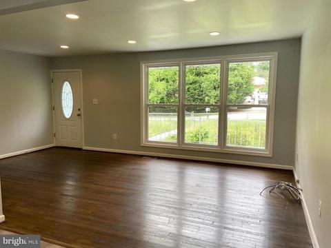 9919 Park St, Lanham, MD 20706 photo 7