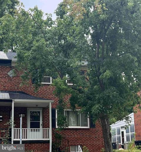 2606 Saint Clair Dr, Temple Hills, MD 20748