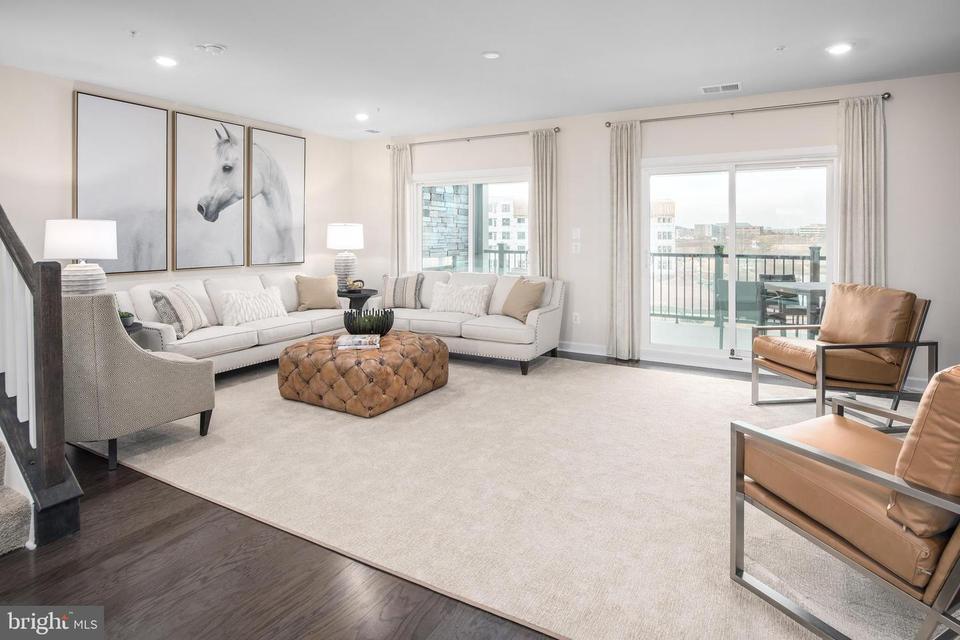  10814 Presidential Pkwy #F, Marlboro, MD 20772 photo 9